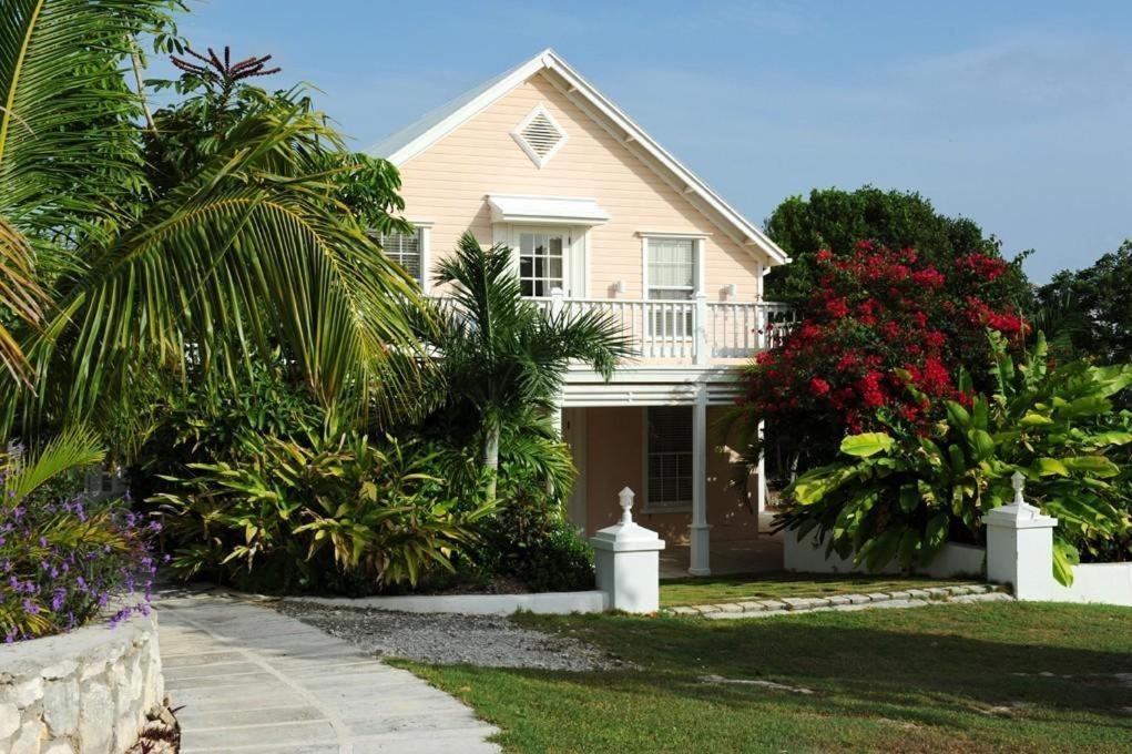 Peach House Upstairs Villa Governor's Harbour Exterior photo